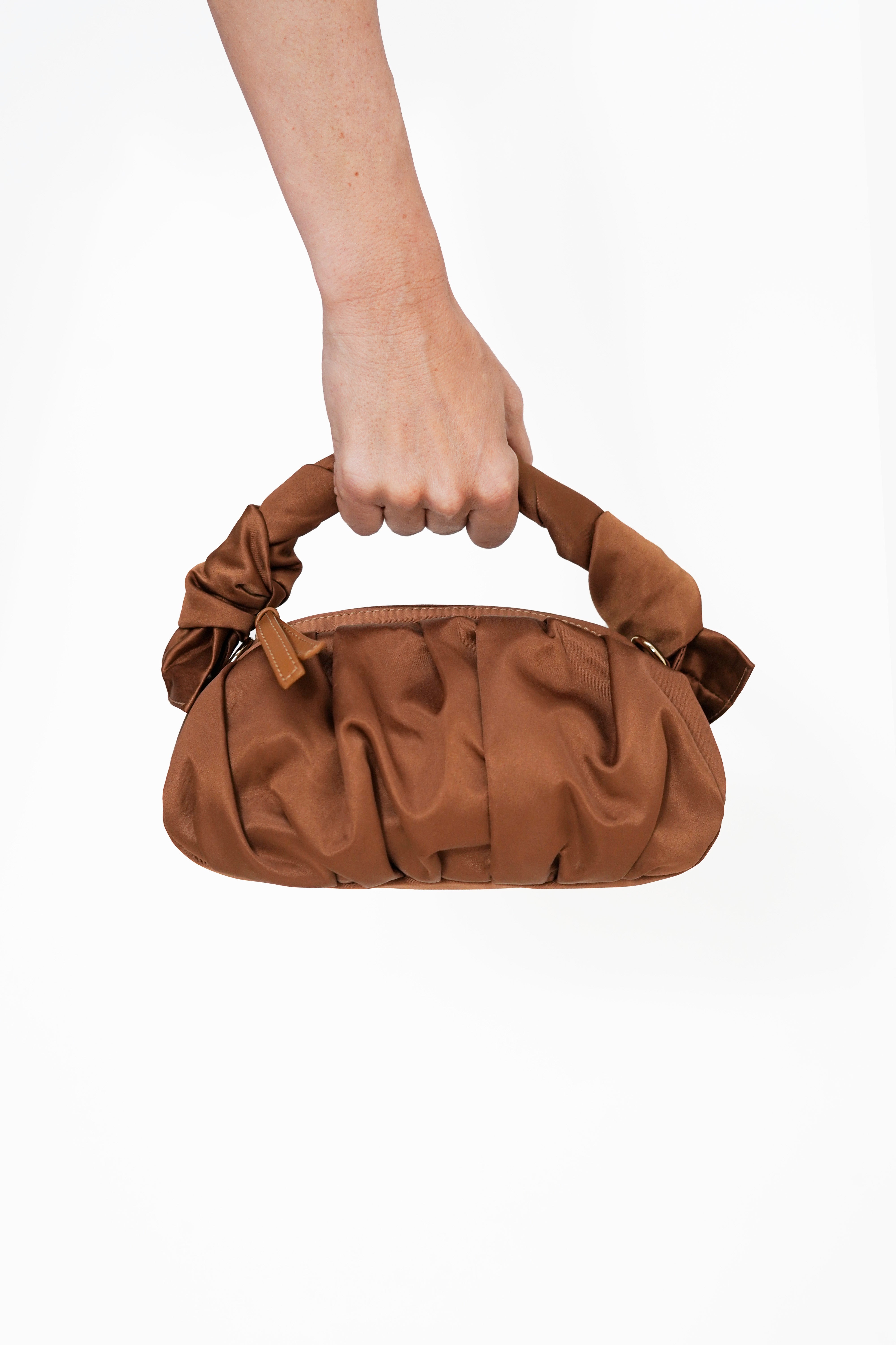 NOVELTY | SATIN CAMEL