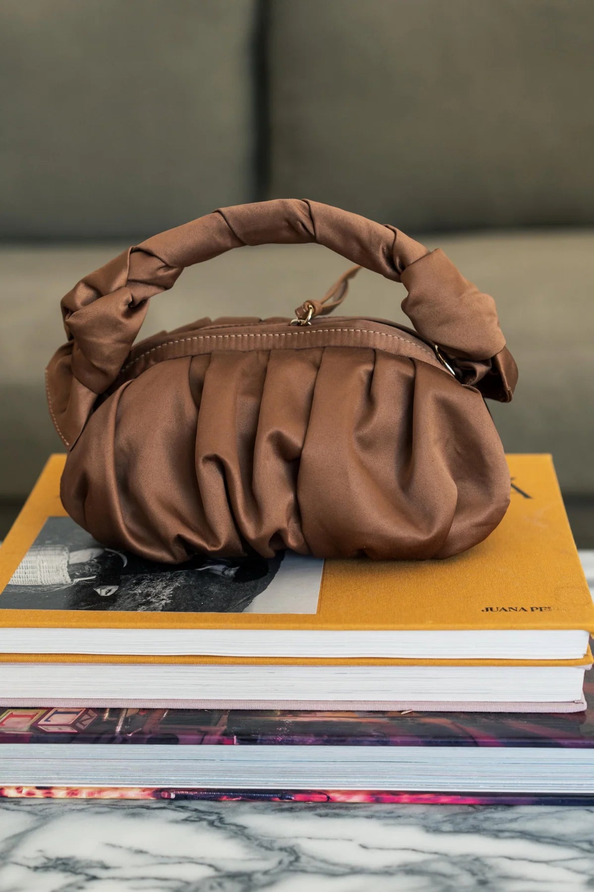 NOVELTY | SATIN CAMEL