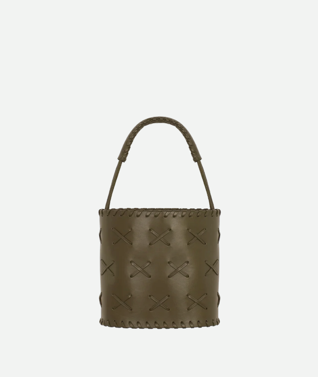 TRAMA | OLIVE