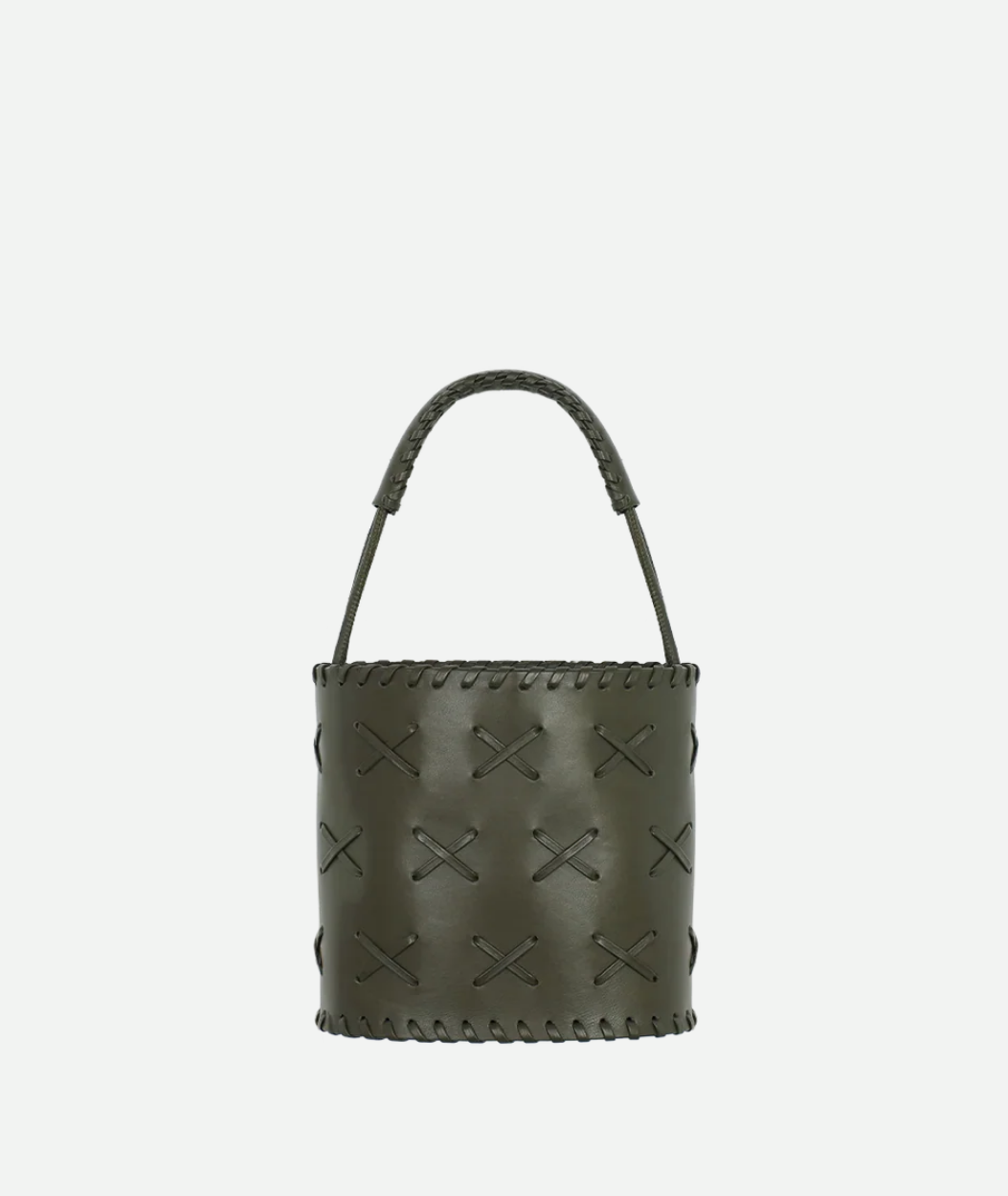 TRAMA | OLIVE