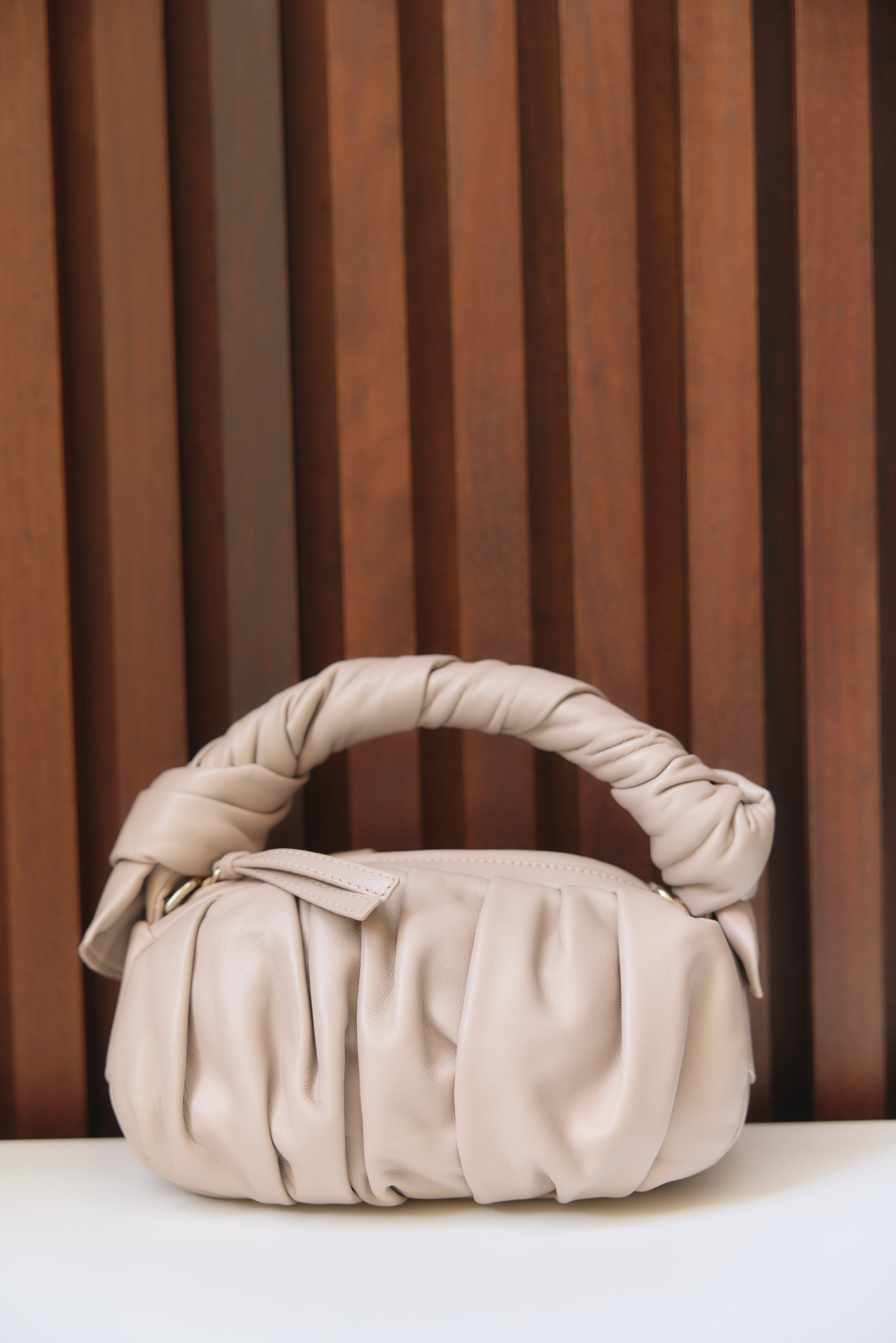 NOVELTY | NUDE